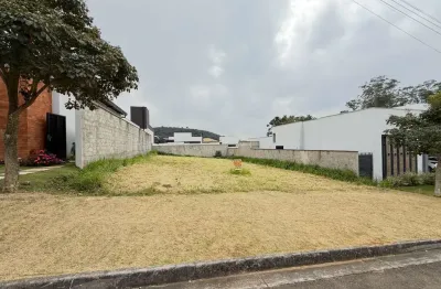 Terreno à venda no residencial alvim! seu novo começo começa aqui: construa do seu jeito em um cenário de tranquilidade e segurança