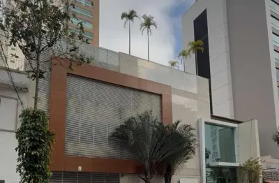 Luxo, exclusividade e conforto no coração da cidade! apartamento com 3 suítes à venda.