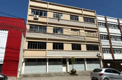 Apartamento 4 quartosà venda!  tradição e espaço no valorizado no bairro santa helena.