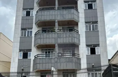 Apartamento à venda com 2 quartos localizado no bairro morro da glória.