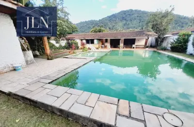 Casa térrea no jardim guaiuba, 350 metros da praia - guarujá