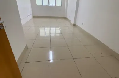 Sala comercial com 1 sala para alugar na Avenida São Rafael, 1405, São Marcos, Salvador
