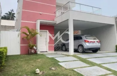 Casa com 4 quartos à venda no Parque Califórnia, Jacareí  por R$ 1.260.000