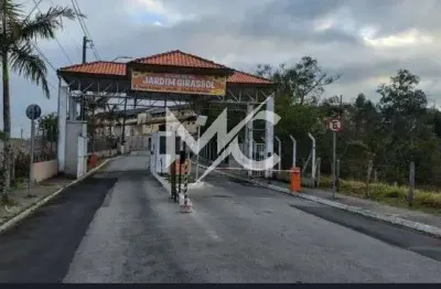 Casa em condomínio fechado com 2 quartos à venda na Vila São Geraldo, São José dos Campos  por R$ 425.000