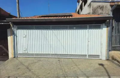 Casa com 2 quartos à venda no Jardim Mariana I, São José dos Campos  por R$ 329.000