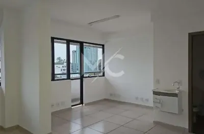 Sala comercial com 1 sala para alugar no Jardim São Dimas, São José dos Campos  por R$ 1.665