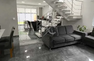 Casa em condomínio fechado com 3 quartos à venda no Jardim Jacinto, Jacareí  por R$ 1.330.000