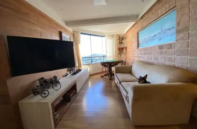 Cobertura com vista Mar a venda no Bairro Estreito Florianópolis.