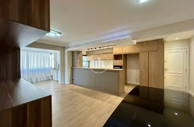 Lindo Apartamento com 3 dormitórios no charmoso Bairro de Coqueiros Florianópolis