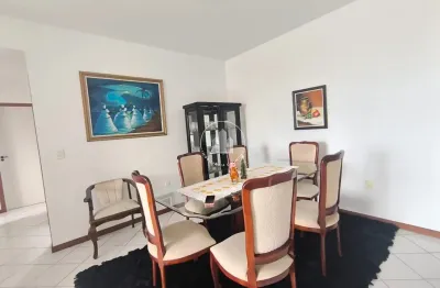 Ótimo apartamento com 2 dormitórios a venda em Barreiros São José