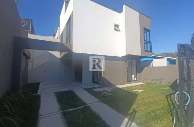 Casa com 2 quartos à venda na rua nossa senhora do rocio, 223, santa cândida, curitiba por r$ 609.500