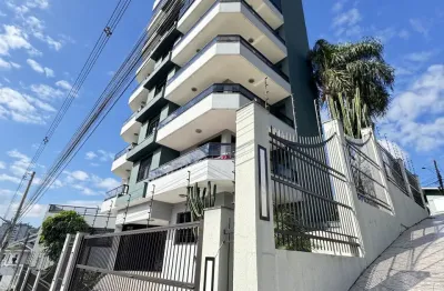 Apartamento à venda com 3 quartos, sendo 1 suíte no bairro salgado filho em caxias do sul rs