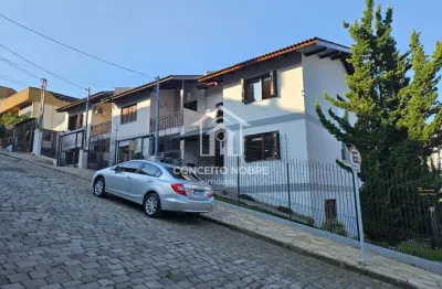 Casa com 3 quartos à venda no de lazzer, caxias do sul , 223 m2 por r$ 990.000
