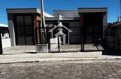 Venda - Sobrados - 3 dormitórios - Floresta - Caxias do Sul - RS