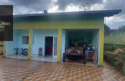 Casa num lote de 360m², com 160m² de construção no centro de anápolis