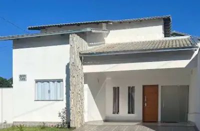 Casa com 3 quartos à venda na Rua RA 5, Residencial Araguaia, Anápolis