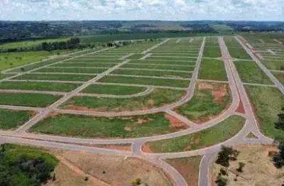 Terreno à venda na Avenida Campos do Jordão 01, Residencial Campos do Jordão, Anápolis