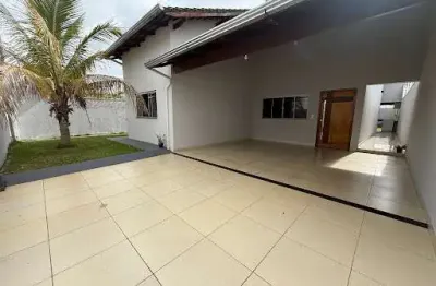 Casa com 3 quartos à venda na Rua Uberaba, Bandeiras, Anápolis