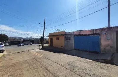 Casa comercial à venda no Jardim Suíço, Anápolis 