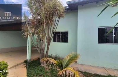 Otima casa com 3 quartos sendo uma suite, com lote de 300 mts 12x25