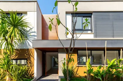 Casa no condomínio condomínio venezia para venda com 4 quartos, sendo 4 suítes, 367m²