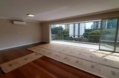 Sensacional apartamento para venda em Chácara Flora com 4 quartos, sendo 4 suítes , 296m²