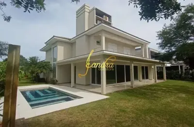 Linda sobrado com 04 suítes, piscina, piso aquecido,