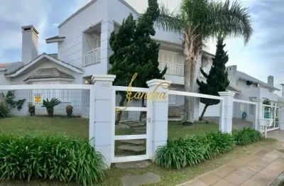 Casa atlântida, com 6 dormitórios sendo 4 suites  piscina