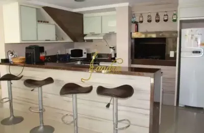 Casa em condomínio fechado com 4 quartos à venda no Centro, Xangri-Lá 