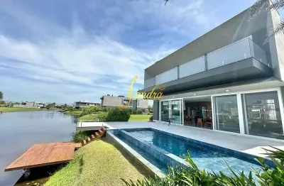 Casa em condomínio fechado com 5 quartos à venda no Centro, Xangri-Lá 