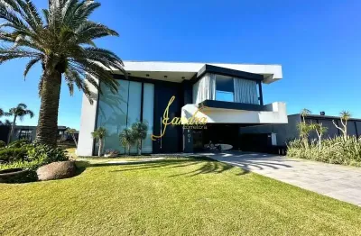 Casa em condomínio fechado com 5 quartos à venda no Centro, Xangri-Lá 