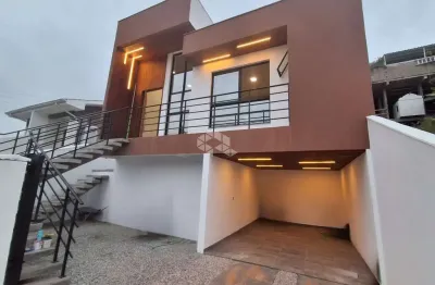 Casa 03 dormitórios sendo 01 suíte c/ piscina à venda no bela vista,