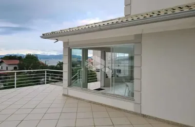 Casa com 3 quartos à venda na Rua José de Araújo, 27, Barreiros, São José