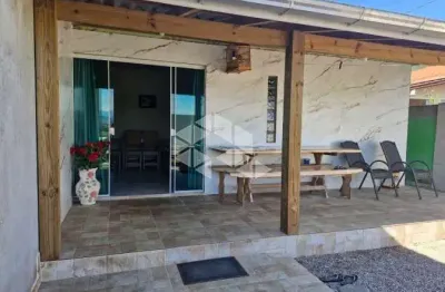 Casa dois quartos sendo uma suíte no jordão - gov. celso ramos