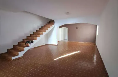 Casa com 2 quartos à venda na Rua Fernando Costa, 89, Vila Riman, Arujá