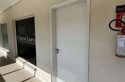 Sala comercial para alugar na Rodovia Alberto Hinoto, 1201, Jardim Limoeiro, Arujá