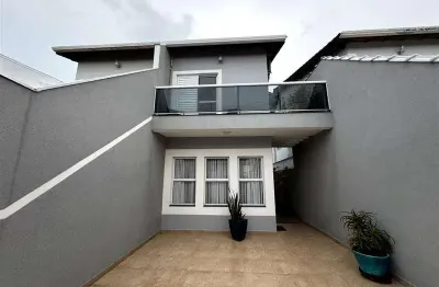 Casa com 3 quartos para alugar na Rua Amapá, 410, Jardim São José, Arujá