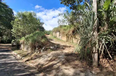 Terreno à venda na Avenida Yara, s/n, Arujázinho I, II e III, Arujá