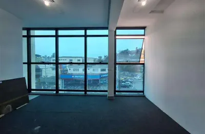 Sala comercial para alugar na Avenida Antonio Afonso de Lima, 377, Centro, Arujá