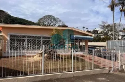 Casa com 3 quartos à venda na doutor david benedito ottoni, 816, jardim dos estados, poços de caldas por r$ 1.000.000