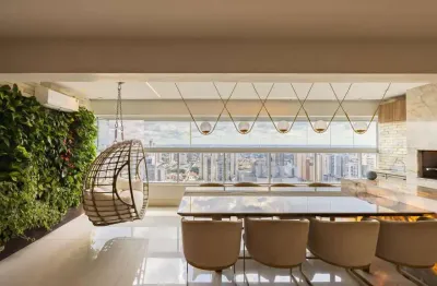 Apartamento mobiliado no setor bueno, com 3 suítes.