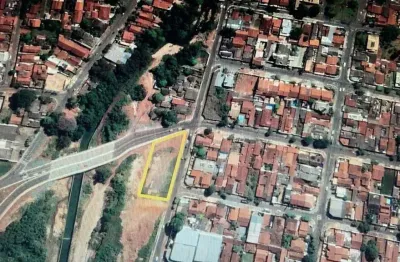 Terreno com 6567,59 m² à venda no Setor Jardim América, Avenida C-4