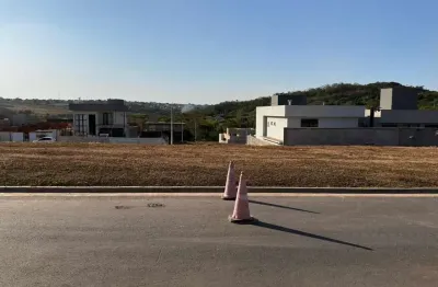 Terreno em condomínio fechado à venda na Rua Casamansa, sn, Jardins Porto, Senador Canedo