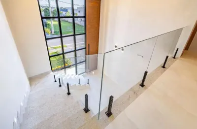 Sobrado 4 suítes no Jardins Barcelona com piscina aquecida – Senador Canedo