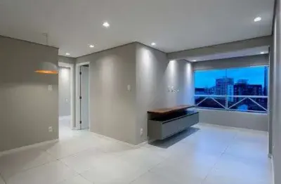 Jardim armacao 2/4, totamente reformado, 3º andar de escada, condominio com infraestrutura,