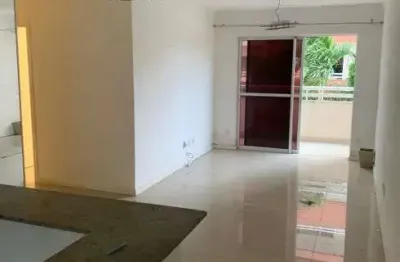 Apartamento térreo colina de piatã, 3/4 com suíte, varanda.