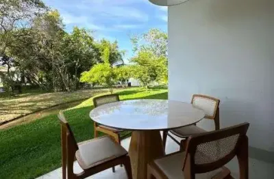 Lindo village | praia do forte | 2/4 com 1 suíte | porteira fechada | 2 vagas de garagem