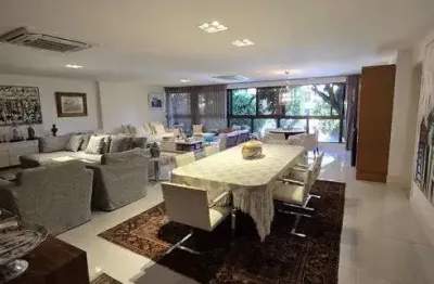 Mansão josé martins catharino – graça, 3 suítes, 4 vagas, 241m²