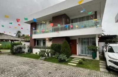 Buraquinho | 4 suítes | 180m² de área construída + 57m² de área gourmet | 2 vagas | energia solar |