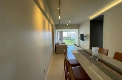 Apartamento alphaville i laguna, 2/4 com suíte, varanda reformado.